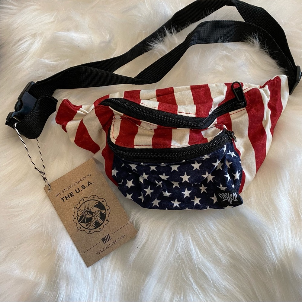 NWT American Flag Fanny Pack - Serengetee